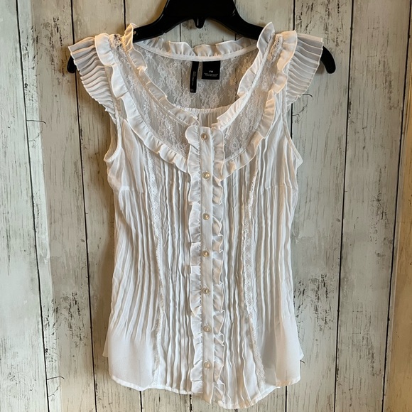 new directions Tops - New Directions White Petite Blouse